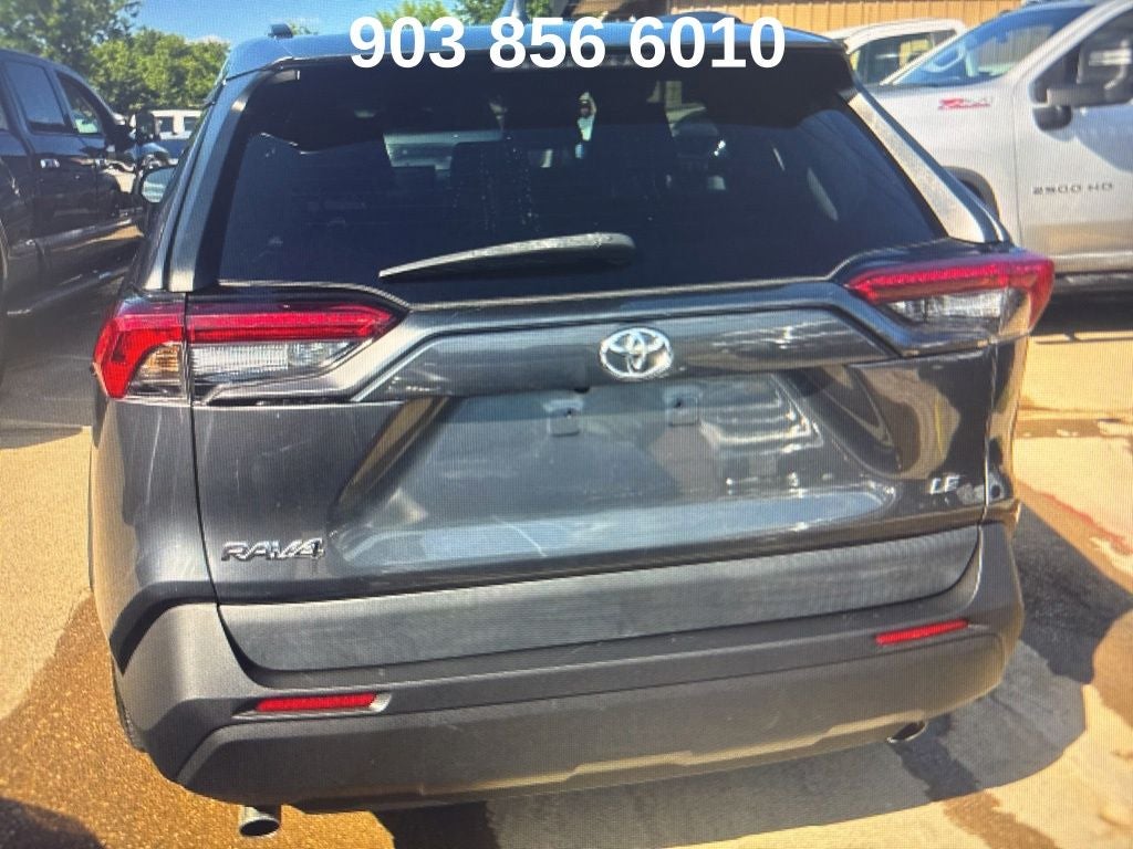 2021 Toyota RAV4 LE