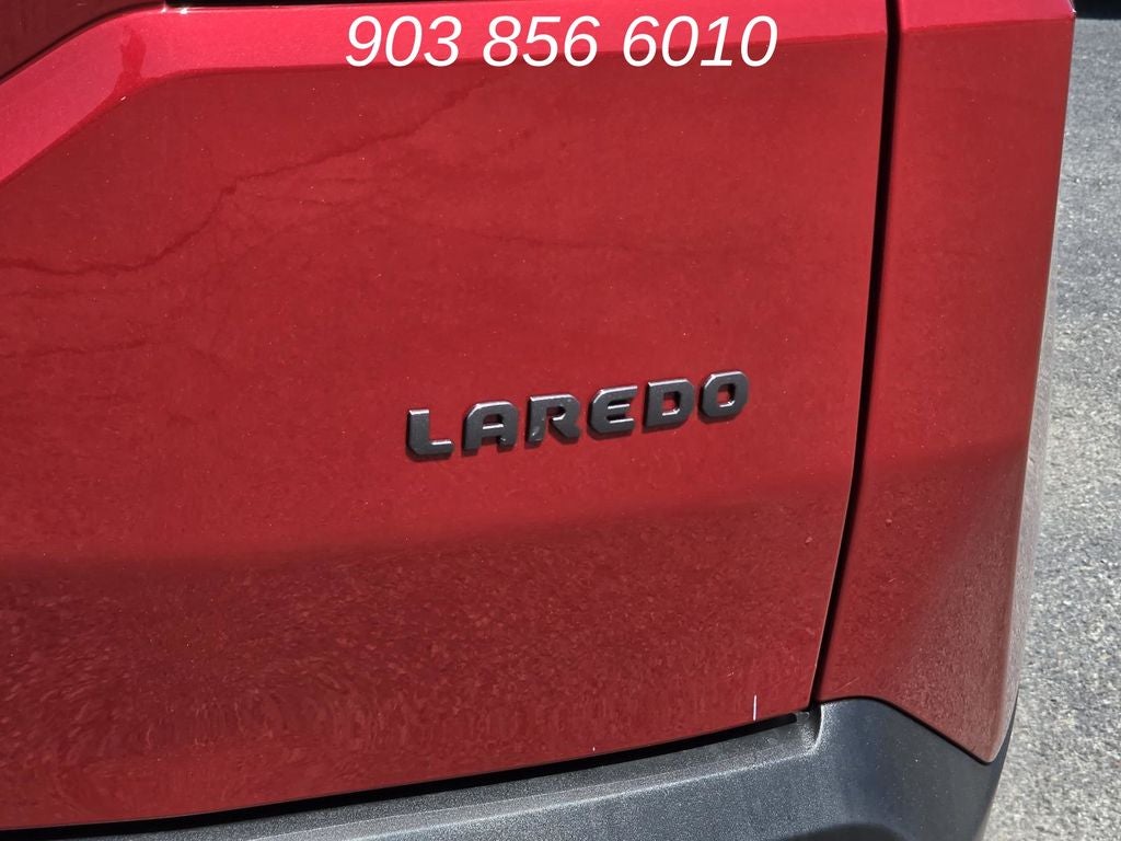 2026 Jeep Cherokee Laredo