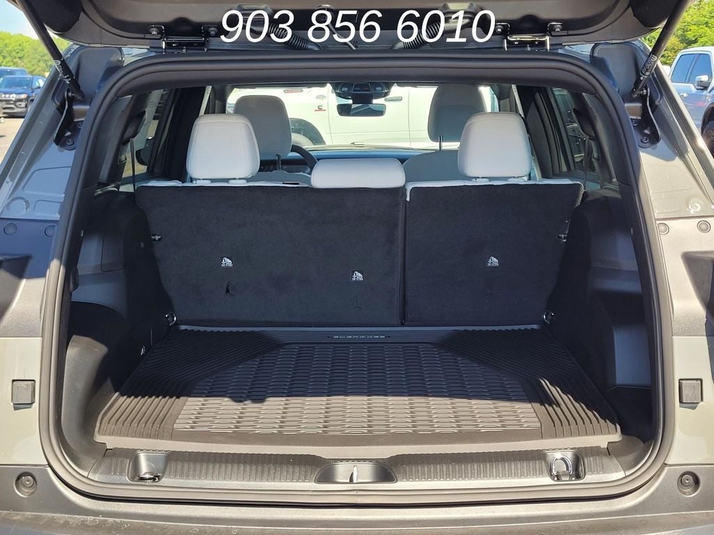 2026 Jeep Cherokee Laredo