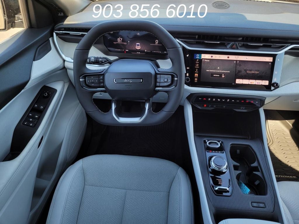 2026 Jeep Cherokee Laredo
