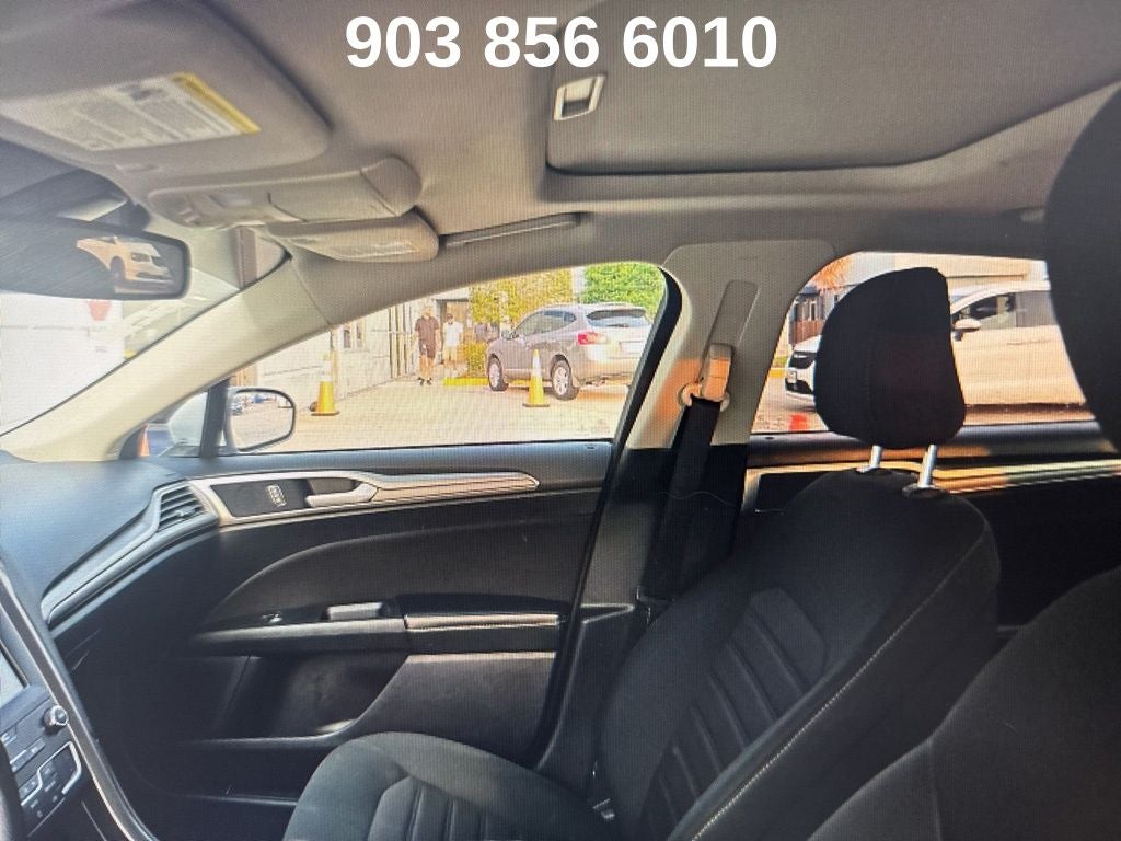 2020 Ford Fusion SE