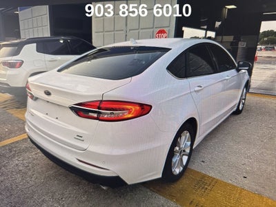 2020 Ford Fusion SE