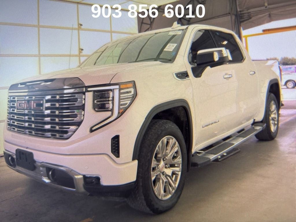 2022 GMC Sierra 4WD Crew Cab Short Box Denali's photo