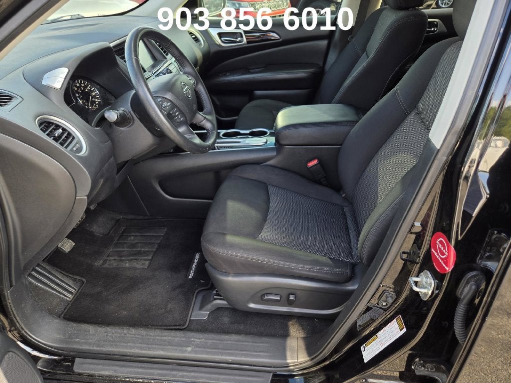 2020 Nissan Pathfinder SV