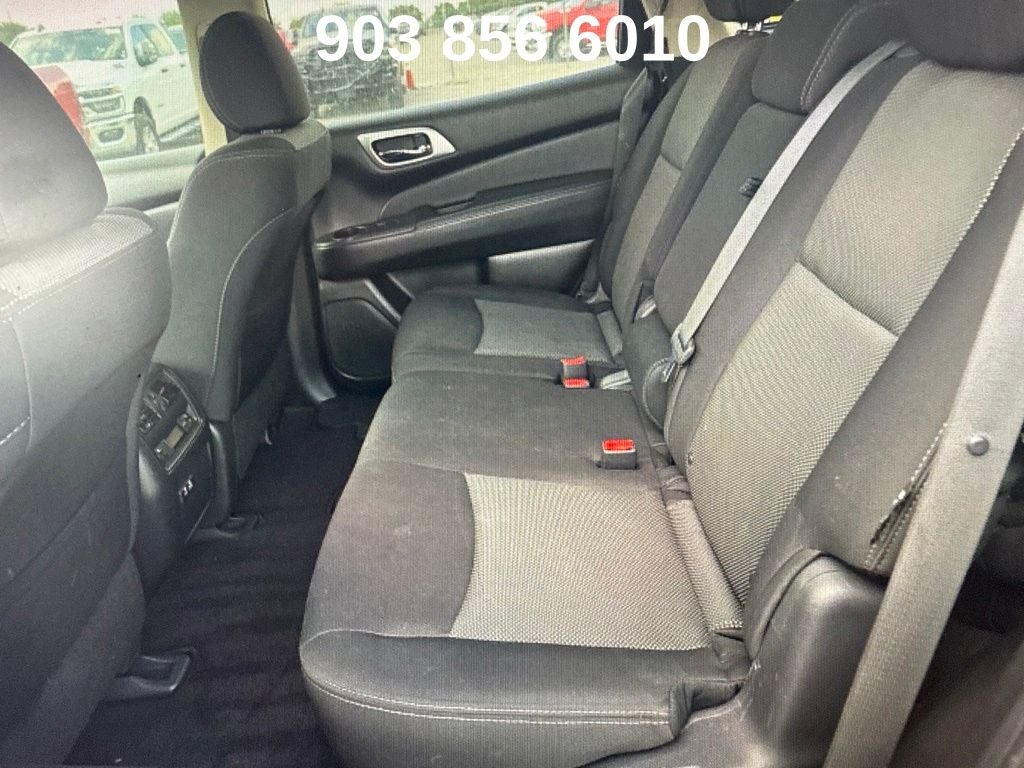 2020 Nissan Pathfinder SV