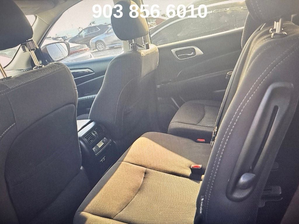 2020 Nissan Pathfinder SV