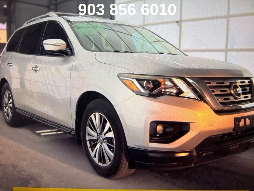 2020 Nissan Pathfinder SV