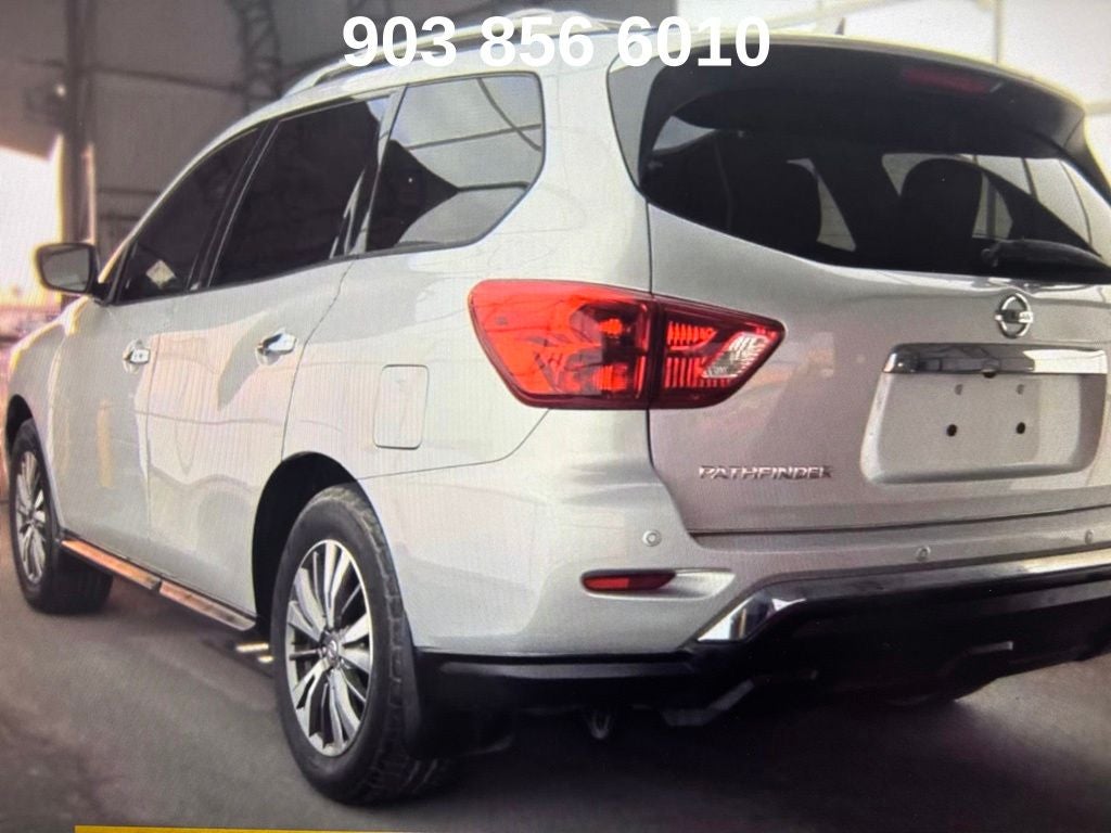 2020 Nissan Pathfinder SV