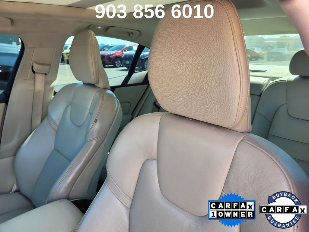 2024 Volvo S60 Recharge Plug-In Hybrid T8 Plus Dark Theme