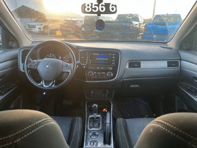 2018 Mitsubishi Outlander SE