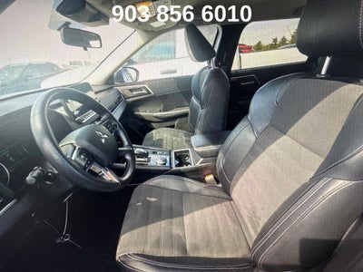 2024 Mitsubishi Outlander SE Black Edition w/Pano Roof