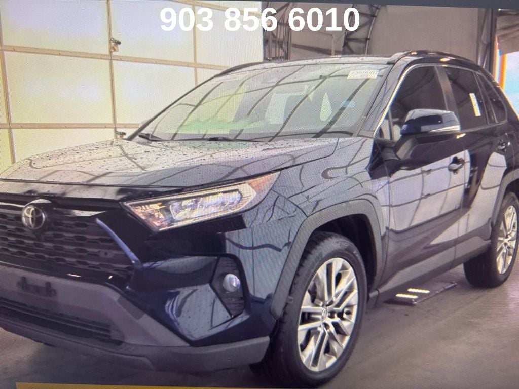 2020 Toyota RAV4 XLE Premium