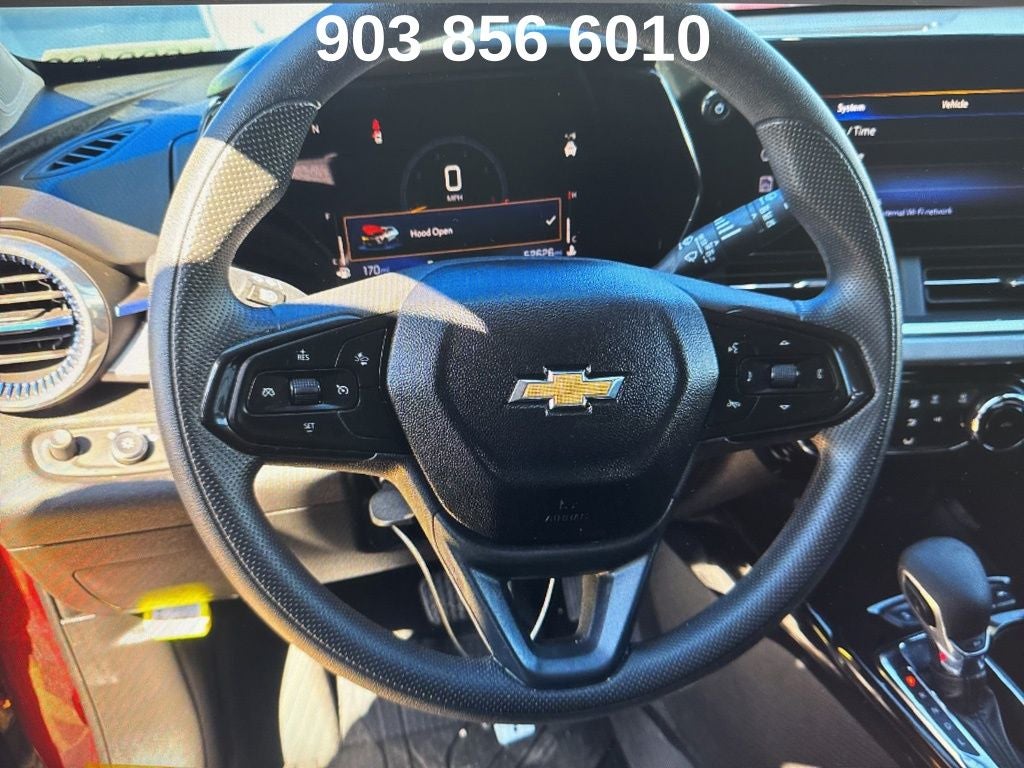 2024 Chevrolet Trax LT