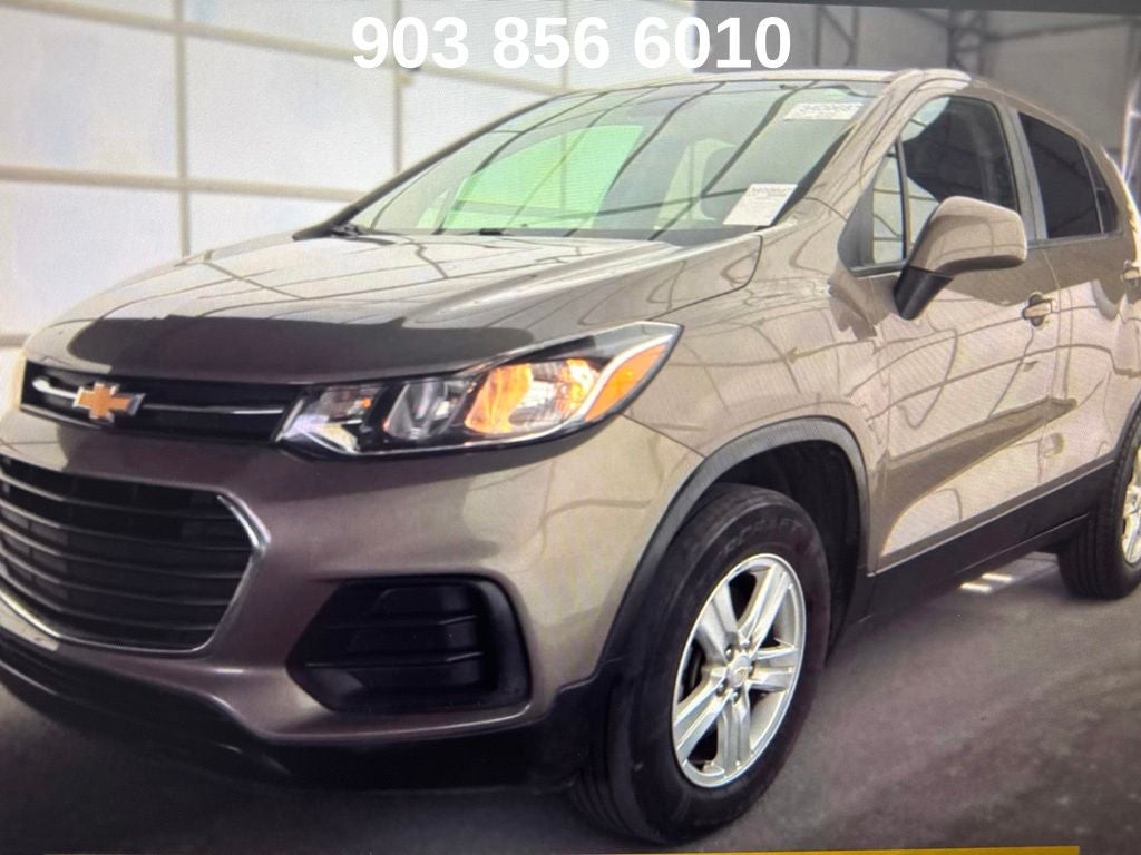 2021 Chevrolet Trax LS AWD's photo