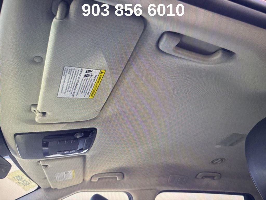 2023 Kia Carnival LX Seat Package