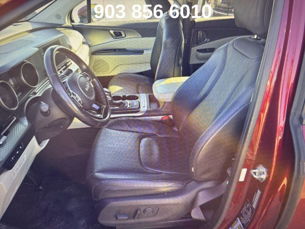 2023 Kia Carnival LX Seat Package