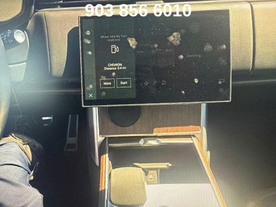 2025 Land Rover Range Rover SE