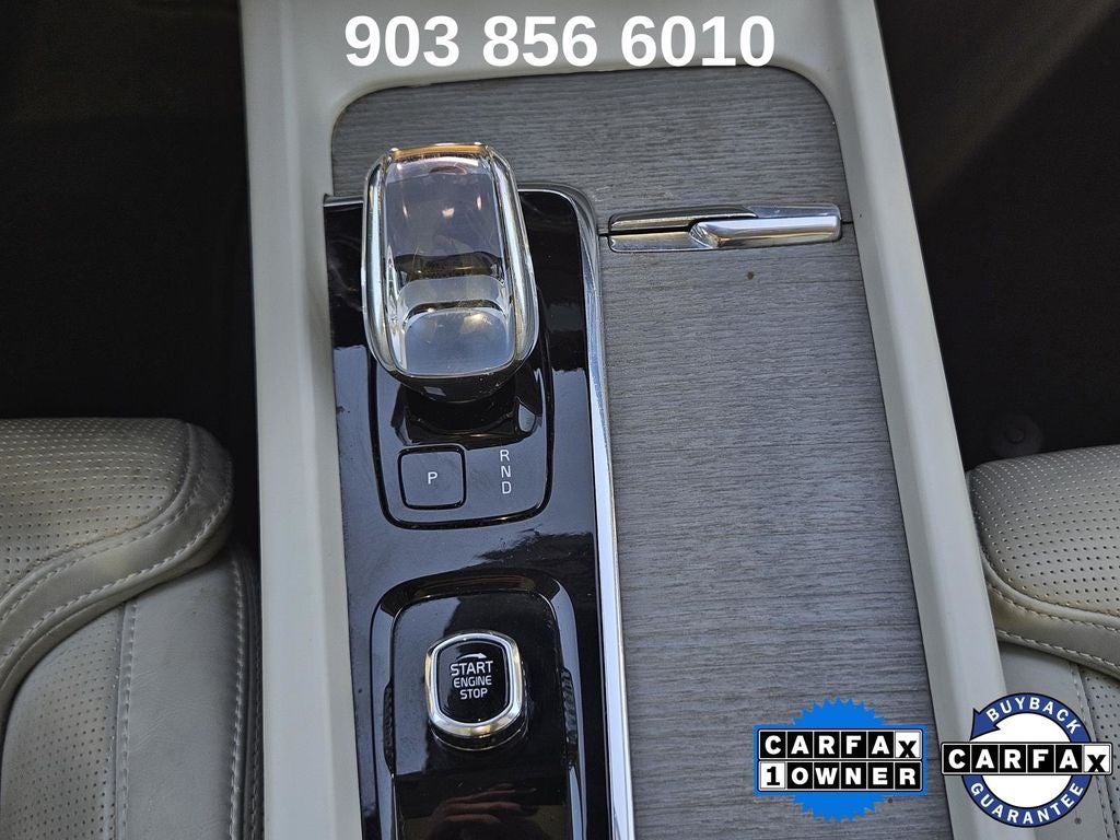 2023 Volvo XC60 B5 Ultimate Bright Theme