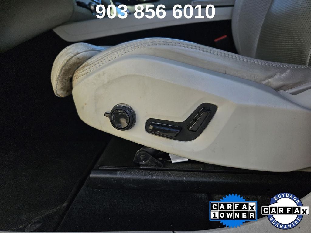 2023 Volvo XC60 B5 Ultimate Bright Theme