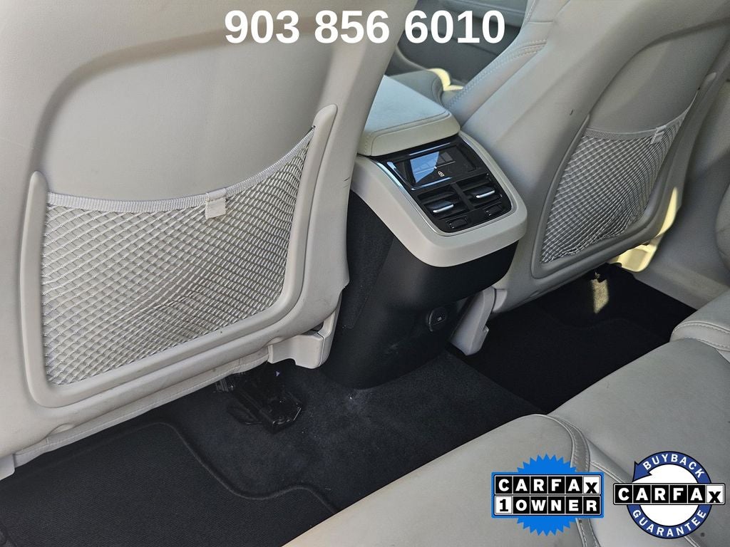 2023 Volvo XC60 B5 Ultimate Bright Theme