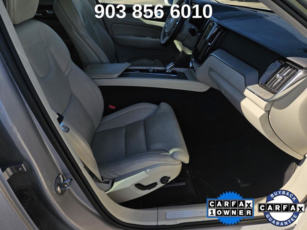 2023 Volvo XC60 B5 Ultimate Bright Theme